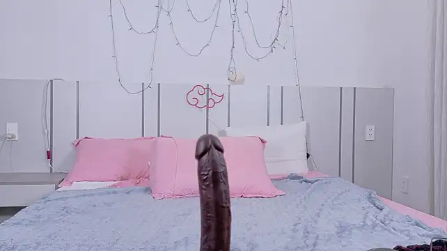 Chat +18 de MomoMoonxxx ao vivo