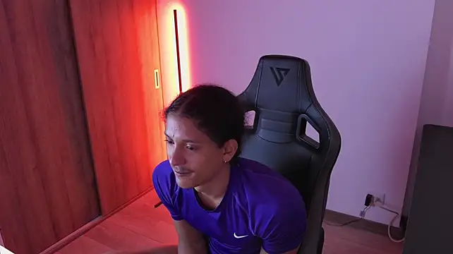 Czat XXX na żywo – Liam_V