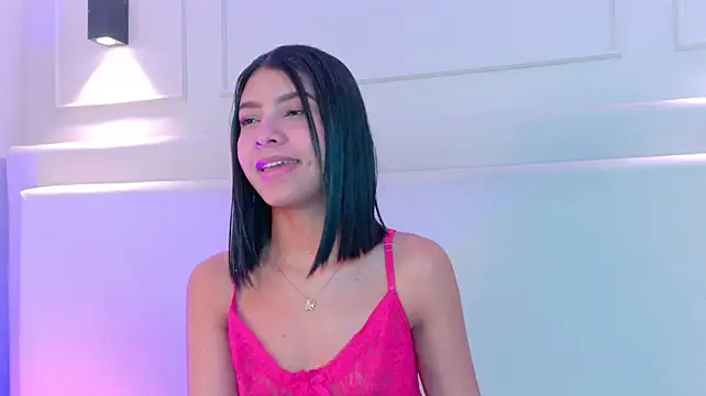 แชท XXX สดของ NaomiKlarc