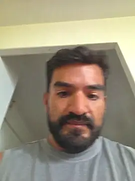 piggylatino's Webcam Show