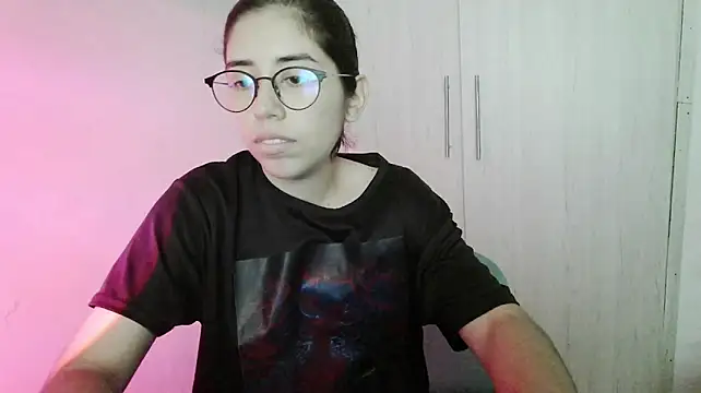 Chat +18 de skinnyX333 ao vivo