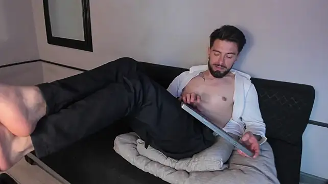 Czat XXX na żywo – Liam_ashford