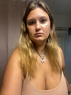 Latinamommy26 লাইভ XXX চ্যাট