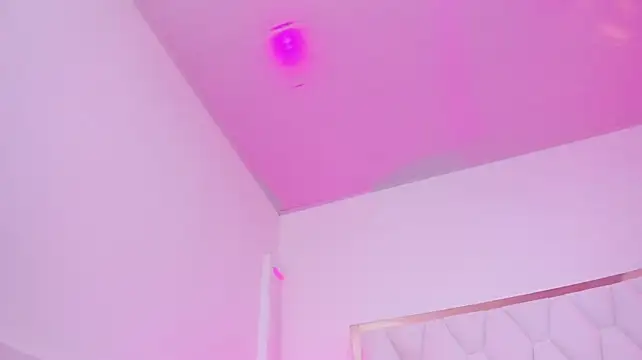 Juliette_nt XXX чат на живо