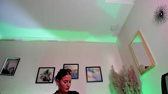 Chat XXX ao vivo de Naiely_Naides