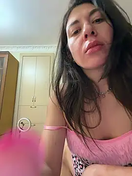 InnocentDevil_'s Live XXX Chat