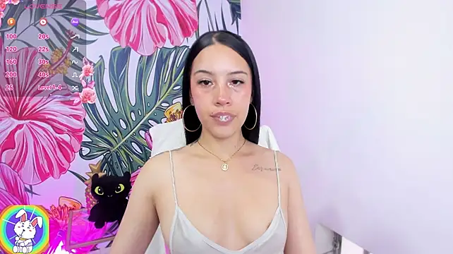Stefany_e_ Adlı Modelin Canlı XXX Sohbeti