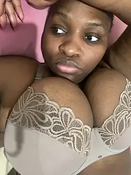 Blackpinkylips2025's Webcam Show