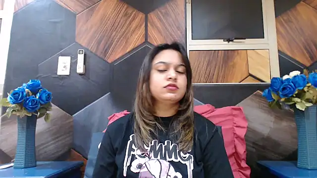 indianclassic18 Live XXX-Chat