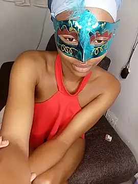 VELVETSEXYCHEECK Adlı Modelin Canlı XXX Sohbeti