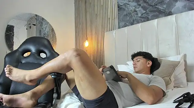 dark_ay Webcam show