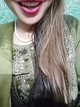 Noor_Darliing Adlı Modelin Canlı XXX Sohbeti