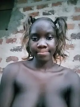 Black_juicy24's Webcam Show