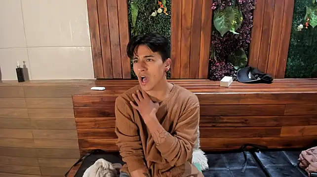 Andy_Joy_ Chat XXX live