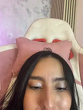 Chat XXX en directo de emily_vermont