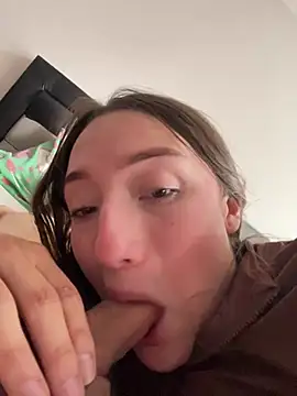 Valery_Salmons 现场XXX聊天
