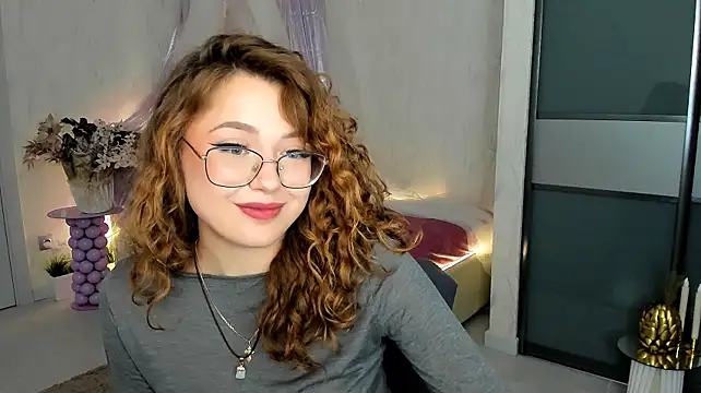 SereneFlame's Live XXX Chat