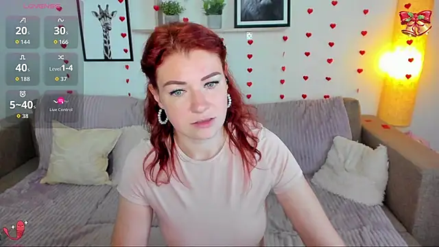 Creamy_Lissa Chat XXX in diretta