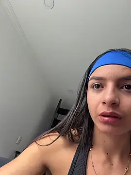 צ'אט XXX בשידור חי של violeta365