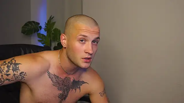 Show modela Igor_Wilde na web-kameri