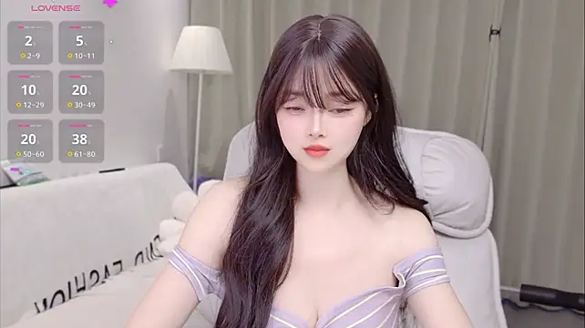 uikyy1 Live XXX-chat