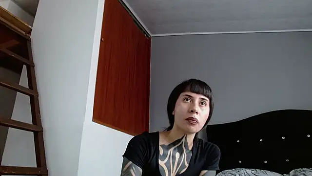 Živý XXX chat Emilia_1995