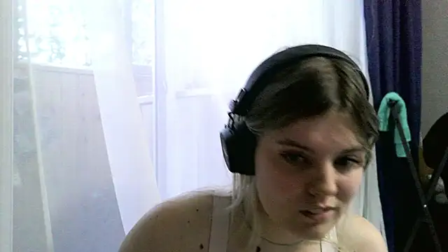 Never_Enoughh Live XXX-chat