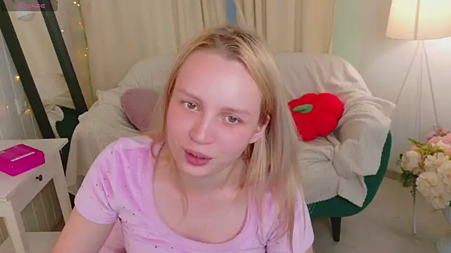 Beatrica_Klein: онлайн-секс-чат