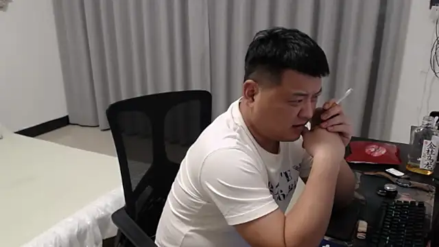 zhang1118 Chat XXX in diretta