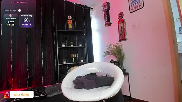 dark-kalr Show Webcam