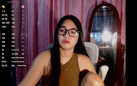 Živý XXX chat xxseducemaexx