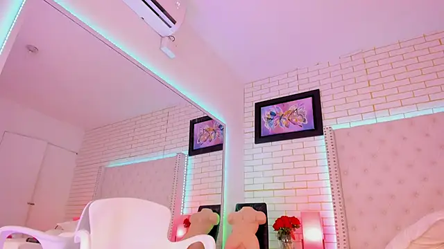 Coco_Balenciaga_ Adlı Modelin Canlı XXX Sohbeti
