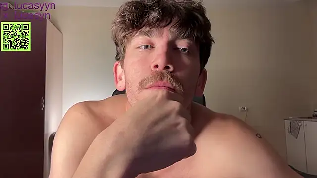 luca_syn Chat XXX in diretta