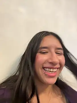 Chat XXX en directo de LilyRossi_