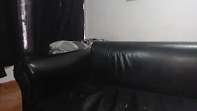 ManoloWal1 Adlı Modelin Canlı XXX Sohbeti