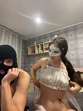 Double_Troubleee Webcam-Show