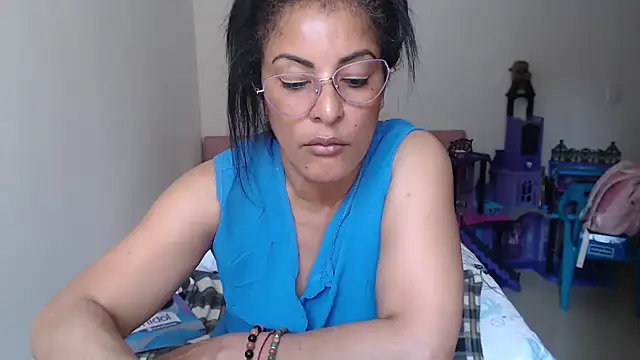 kateleyagrey লাইভ XXX চ্যাট