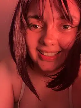 candicewest_ Chat XXX live