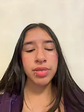 LilyRossi_ Chat XXX live