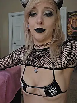 AmethystFoxx's Webcam Show