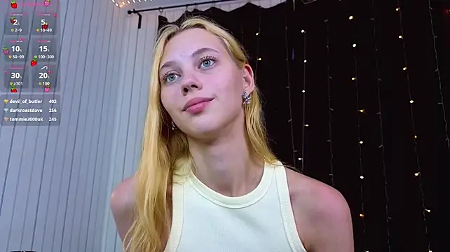 Chat XXX en directo de HarriettKitty