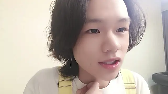 YYW_000 在線直播表演