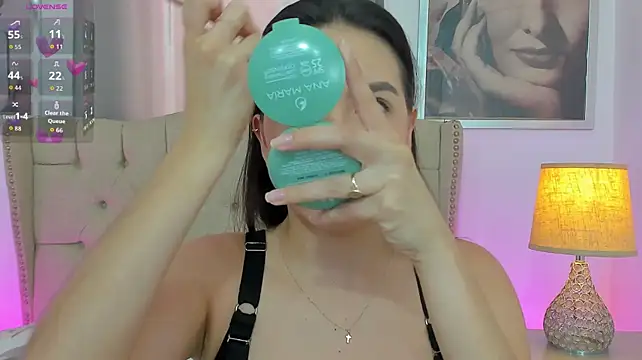 Czat XXX na żywo – Beautyari_