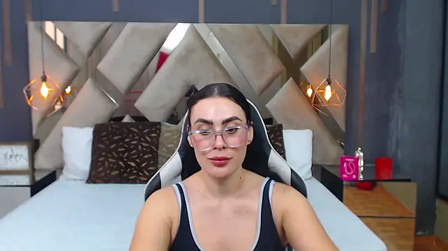 MartinaaFit's Live XXX Chat