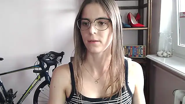 Chat XXX ao vivo de love_megi