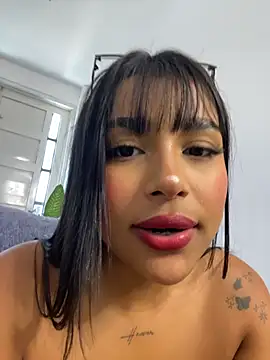 Mariangel_11's Live XXX Chat