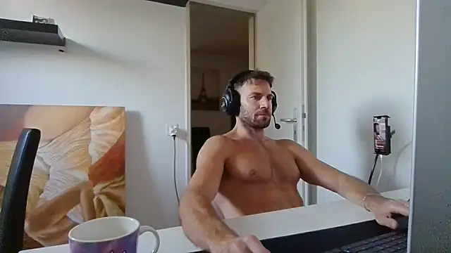 alpha-hunk Live XXX-Chat
