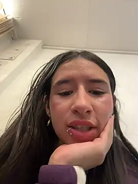 XXX chat uživo modela LilyRossi_