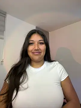 SharaRous live XXX chat