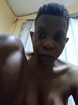 CRIBANN Adlı Modelin Canlı XXX Sohbeti